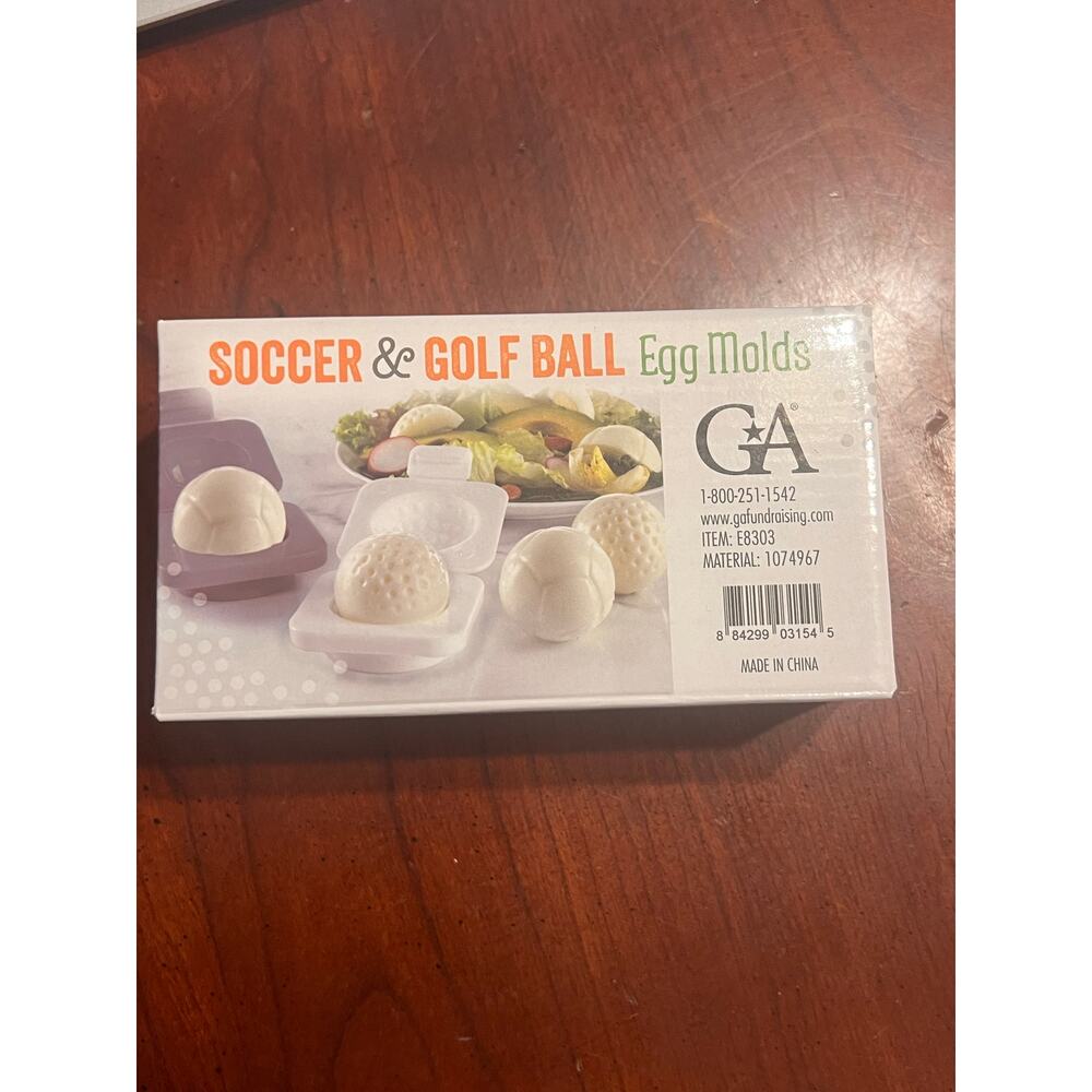 NWT Soccer & Golf Ball Egg Molds Set of 2  Party Entertaining BBQ Decorative